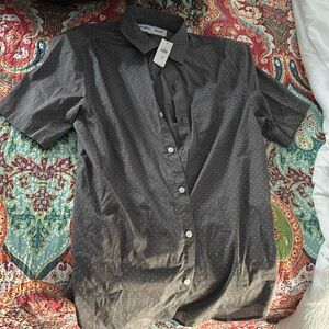 Grey short sleeve button up